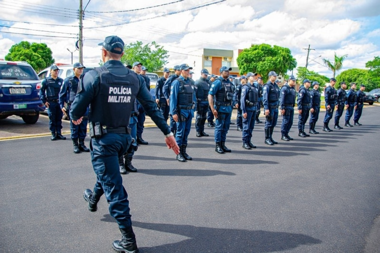 Polícia Militar cumpre 27 mandados de prisão em Naviraí no início de 2026