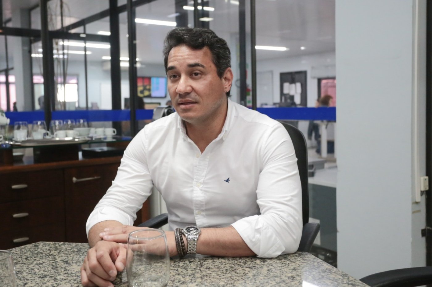 Prefeito de Naviraí busca implantação do curso de Enfermagem da UFMS em agenda no MEC, em Brasília