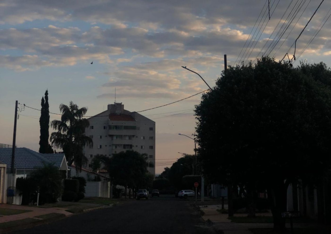 Semana começa com calor e termina com frio em Naviraí; Dia das Mães terá mínima de 8°C